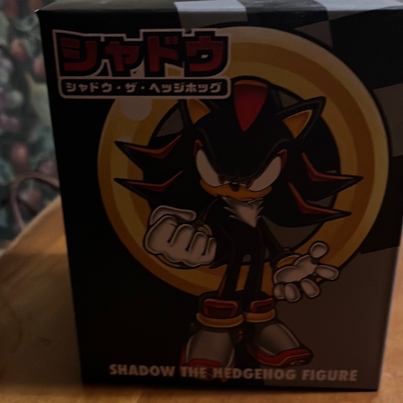 Shadow the Hedgehog figure - Picture 1 of 6
